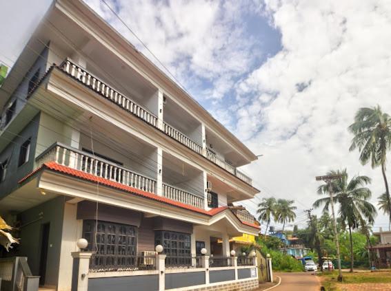 Calangute Beach Corner Exterior photo